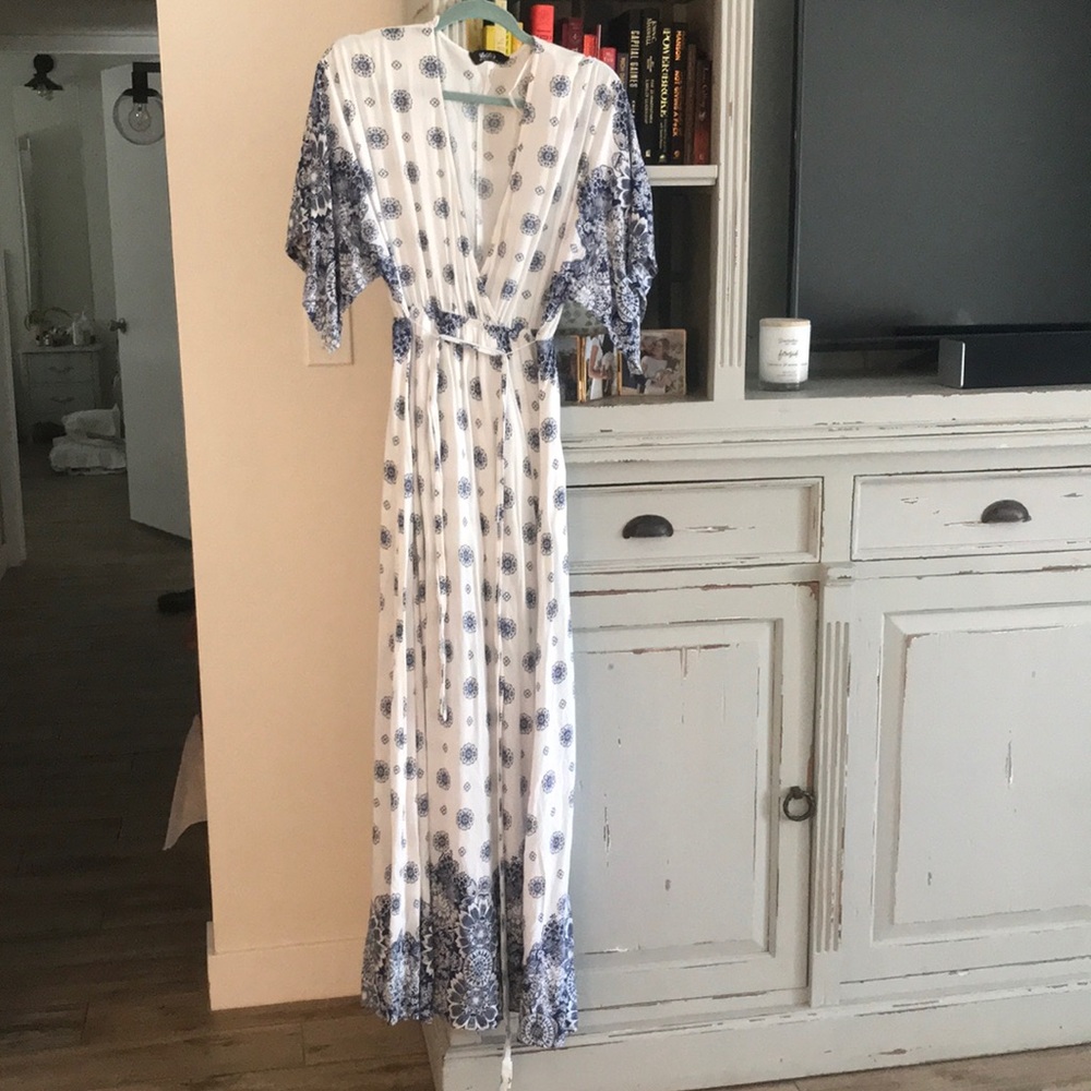 LULU’s Long Flowy Bohemian Dress